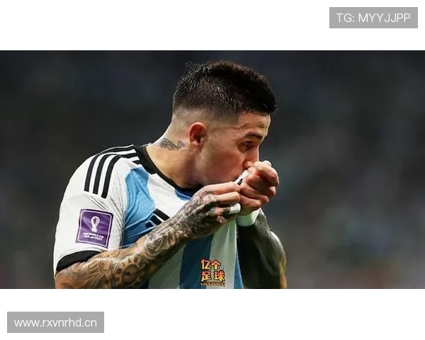 恩佐 vs 加维：新生代中场核心的战术角色与比赛影响力对比