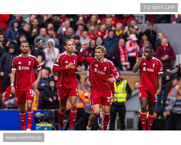 曼联重返欧冠难度加大,赛程过半后竞争形势趋紧 曼联重返欧冠难度加大,赛程过半后竞争形势趋紧