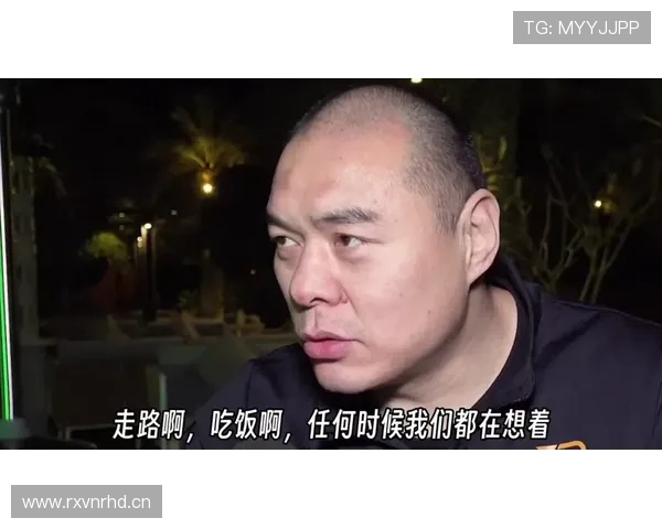 看张志磊吃饭那几秒，我的月工资瞬间觉得自己不值钱