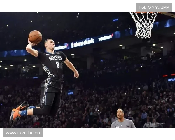 东契奇提升挡拆效率拉开差距 超越字母哥核心地位稳固