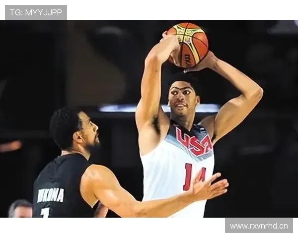 安东尼·戴维斯突破能力提升显著，关键时刻篮下效率拉开差距